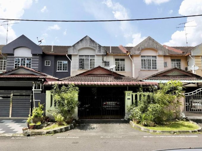 Teres 2 tingkat 5 bilik untuk dijual di Jalan Sri Putri, Taman Putri Kulai Johor – Harga turun RM527,000